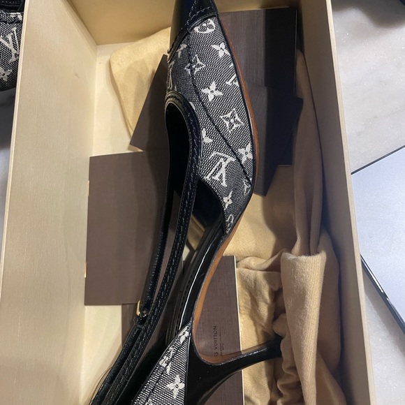 Louis Vuitton Black Monogram Slingback Heels - Picture 2 of 9